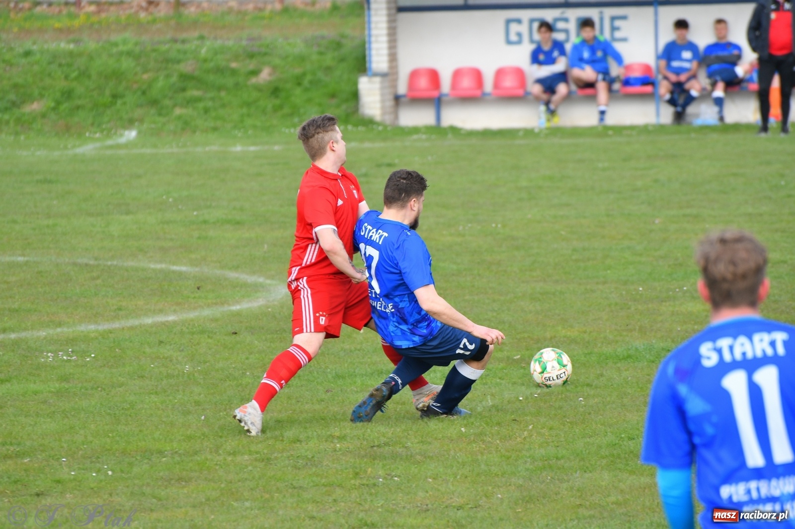 Zdjęcie w galerii na portalu naszraciborz.pl: Lider z Raszczyc mocniejszy od Pietrowic Wielkich wiadomości z regionu