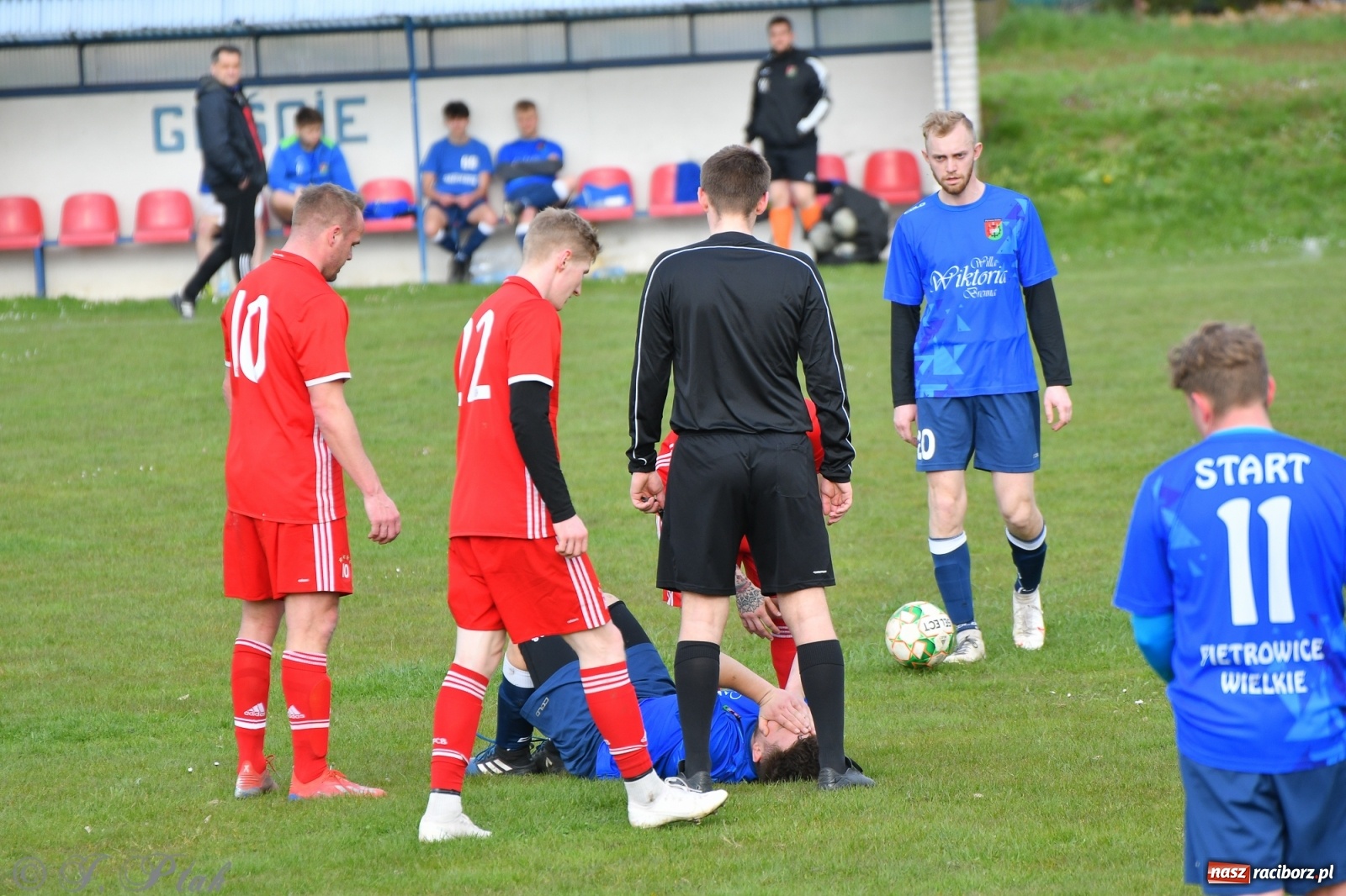 Zdjęcie w galerii na portalu naszraciborz.pl: Lider z Raszczyc mocniejszy od Pietrowic Wielkich wiadomości z regionu