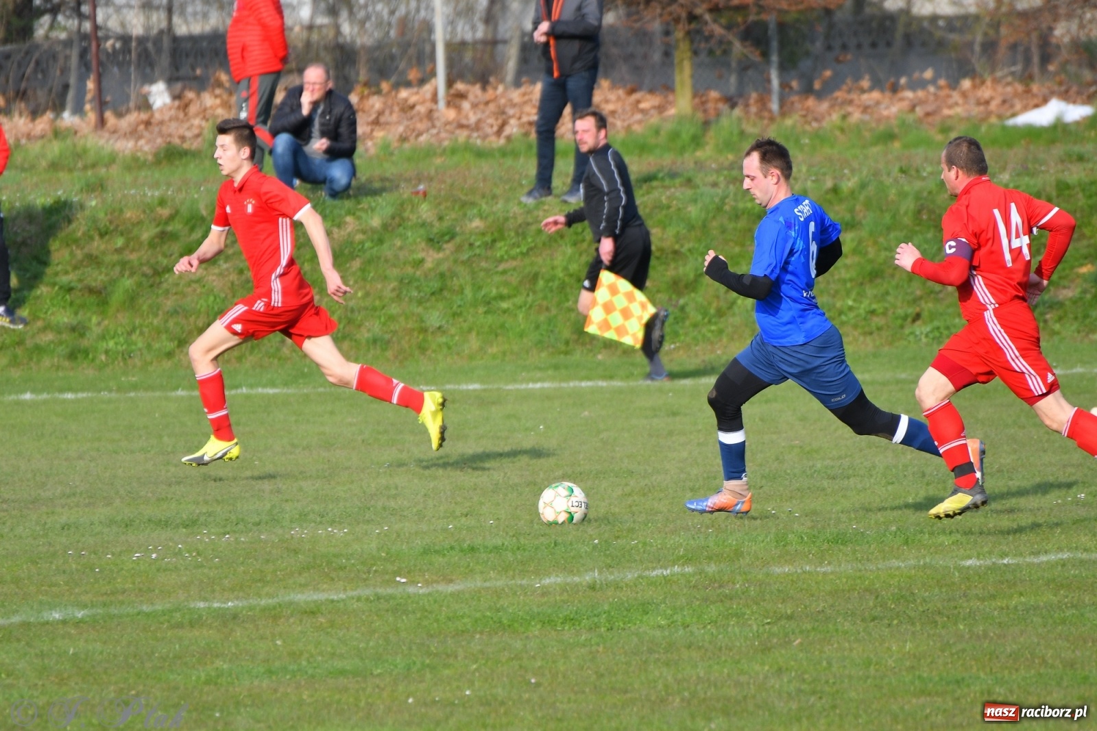Zdjęcie w galerii na portalu naszraciborz.pl: Lider z Raszczyc mocniejszy od Pietrowic Wielkich wiadomości z regionu