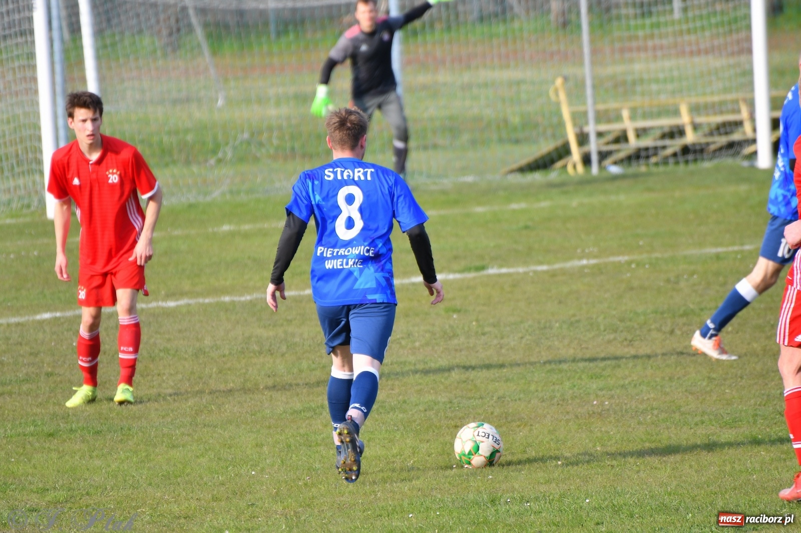 Zdjęcie w galerii na portalu naszraciborz.pl: Lider z Raszczyc mocniejszy od Pietrowic Wielkich wiadomości z regionu