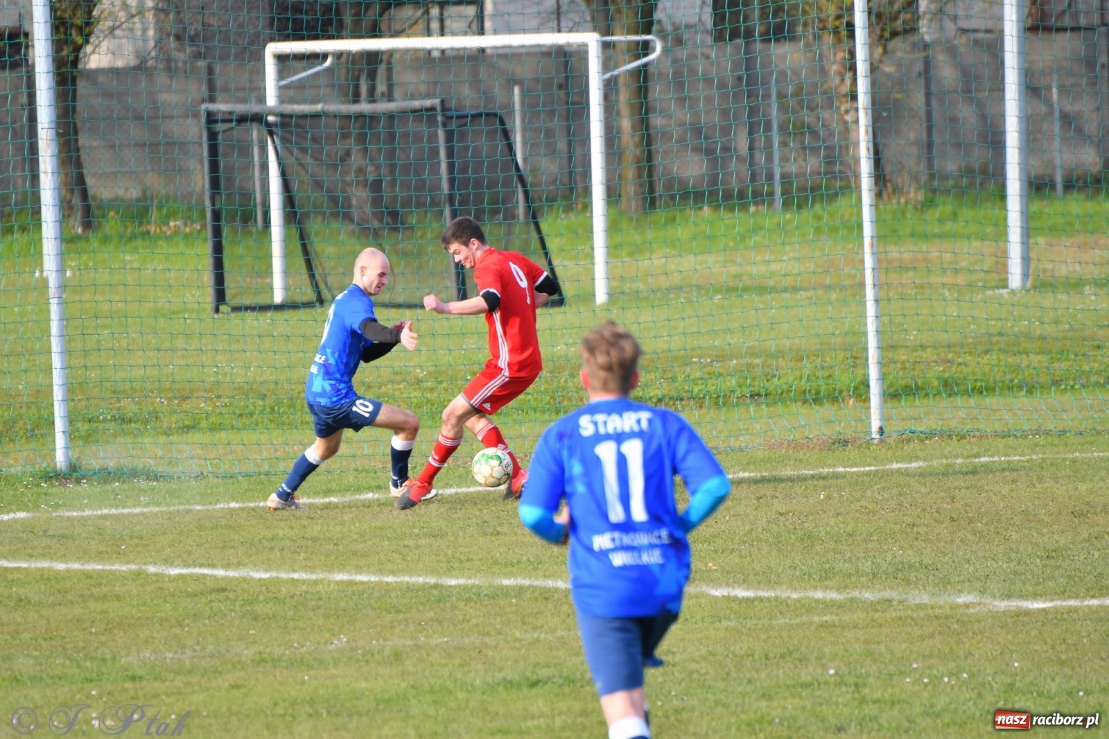 Zdjęcie w galerii na portalu naszraciborz.pl: Lider z Raszczyc mocniejszy od Pietrowic Wielkich wiadomości z regionu