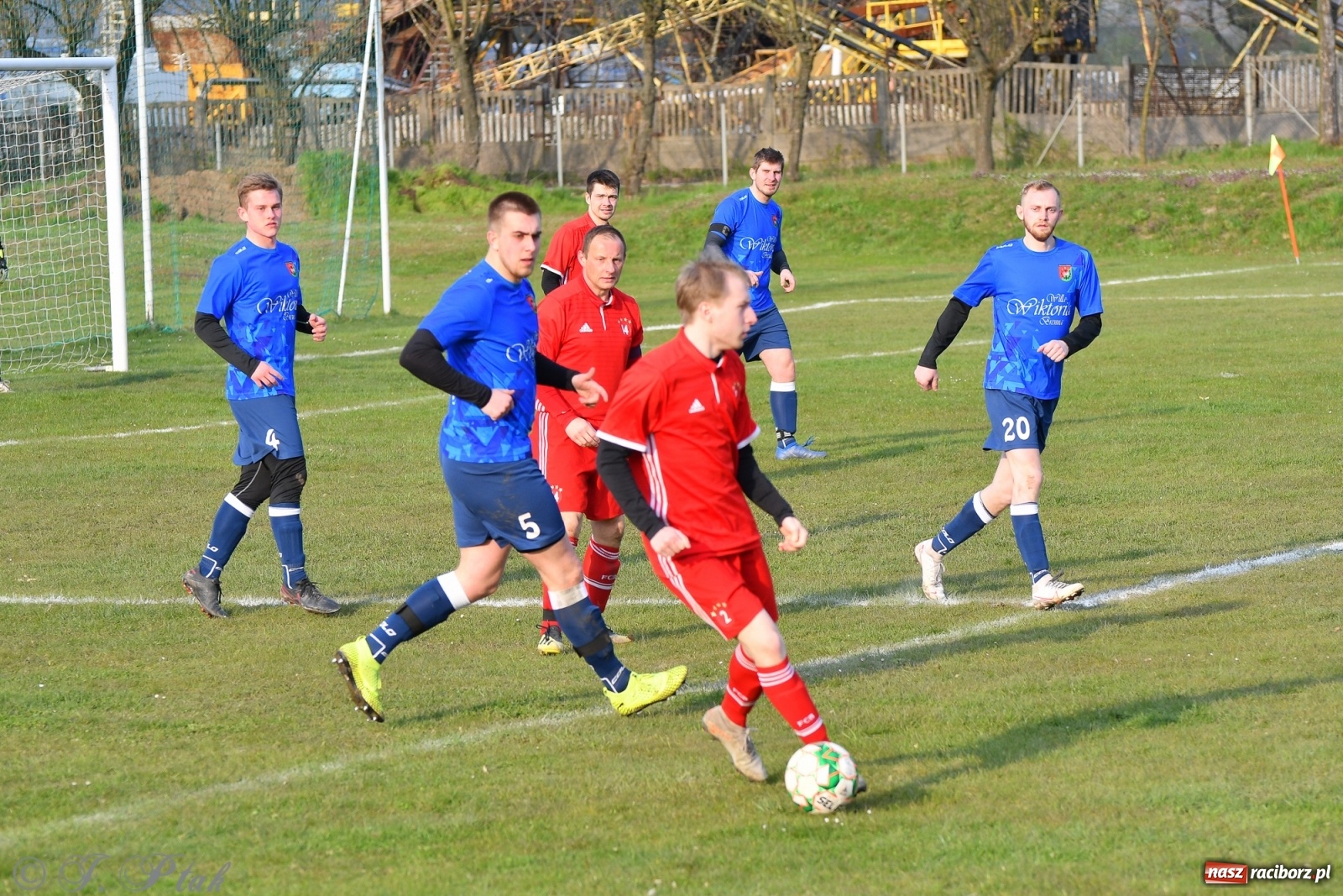 Zdjęcie w galerii na portalu naszraciborz.pl: Lider z Raszczyc mocniejszy od Pietrowic Wielkich wiadomości z regionu