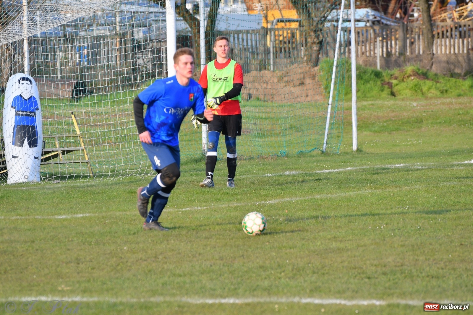 Zdjęcie w galerii na portalu naszraciborz.pl: Lider z Raszczyc mocniejszy od Pietrowic Wielkich wiadomości z regionu