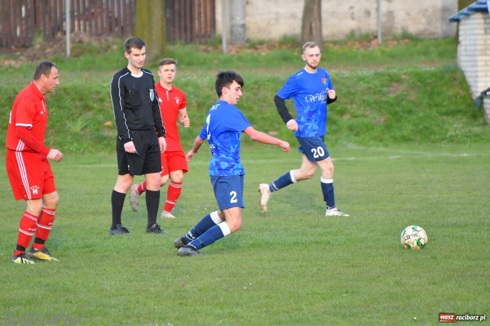 Zdjęcie w galerii na portalu naszraciborz.pl: Lider z Raszczyc mocniejszy od Pietrowic Wielkich wiadomości z regionu