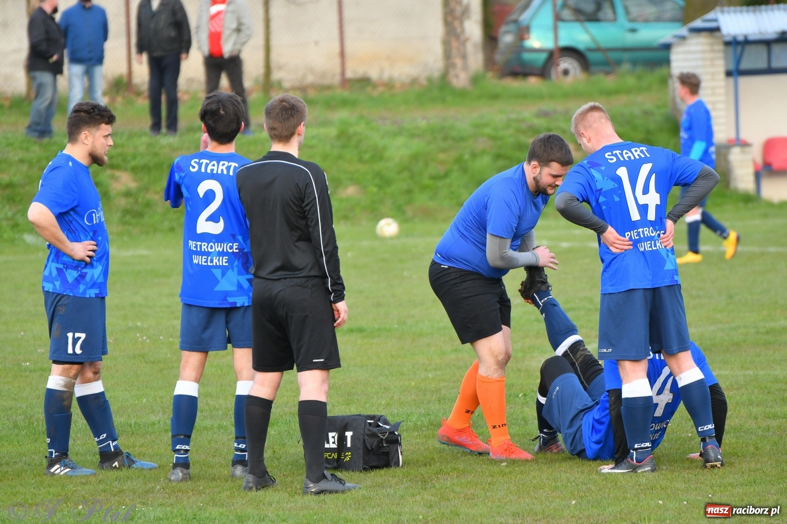 Zdjęcie w galerii na portalu naszraciborz.pl: Lider z Raszczyc mocniejszy od Pietrowic Wielkich wiadomości z regionu