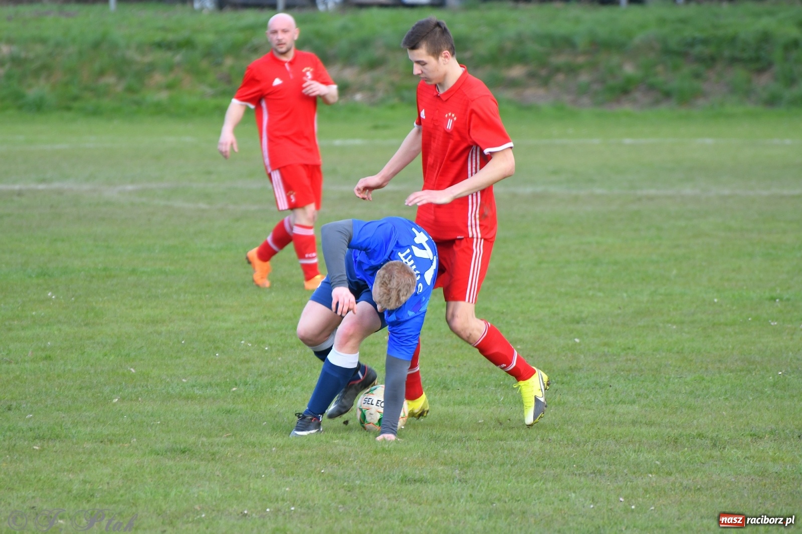 Zdjęcie w galerii na portalu naszraciborz.pl: Lider z Raszczyc mocniejszy od Pietrowic Wielkich wiadomości z regionu