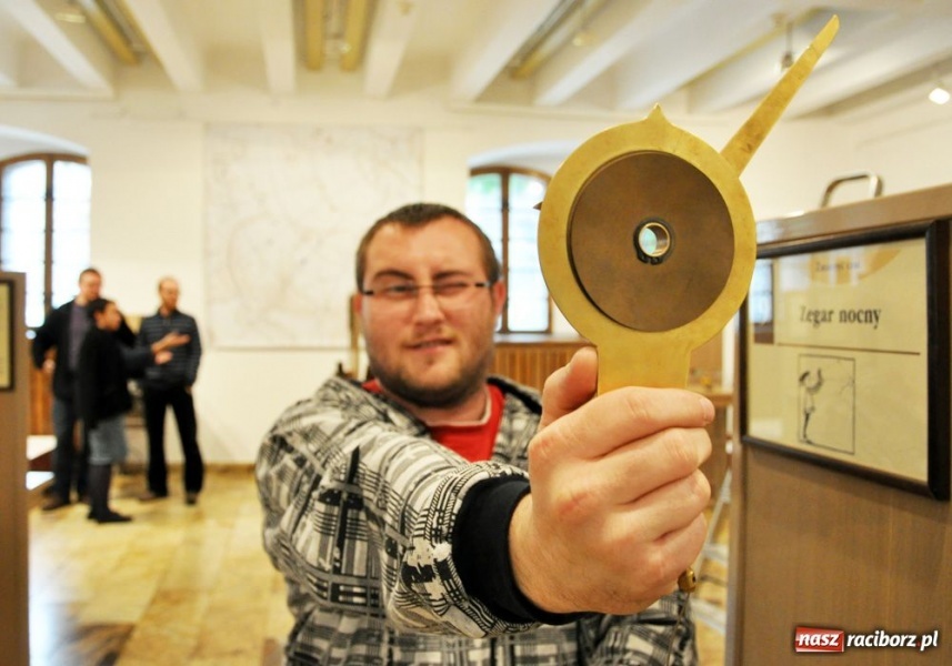 Zdjęcie w galerii na portalu naszraciborz.pl: Na tej wystawie trzeba krzyczeć wiadomości z regionu