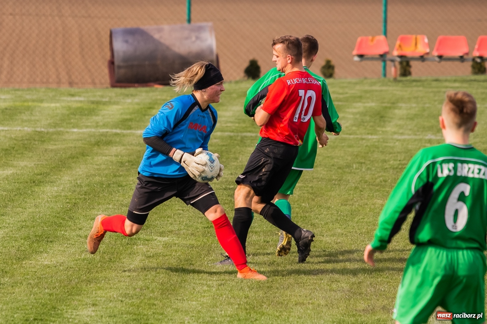 Zdjęcie w galerii na portalu naszraciborz.pl: C klasa. Ruch lepszy na starcie rundy wiosennej [FOTO] wiadomości z regionu