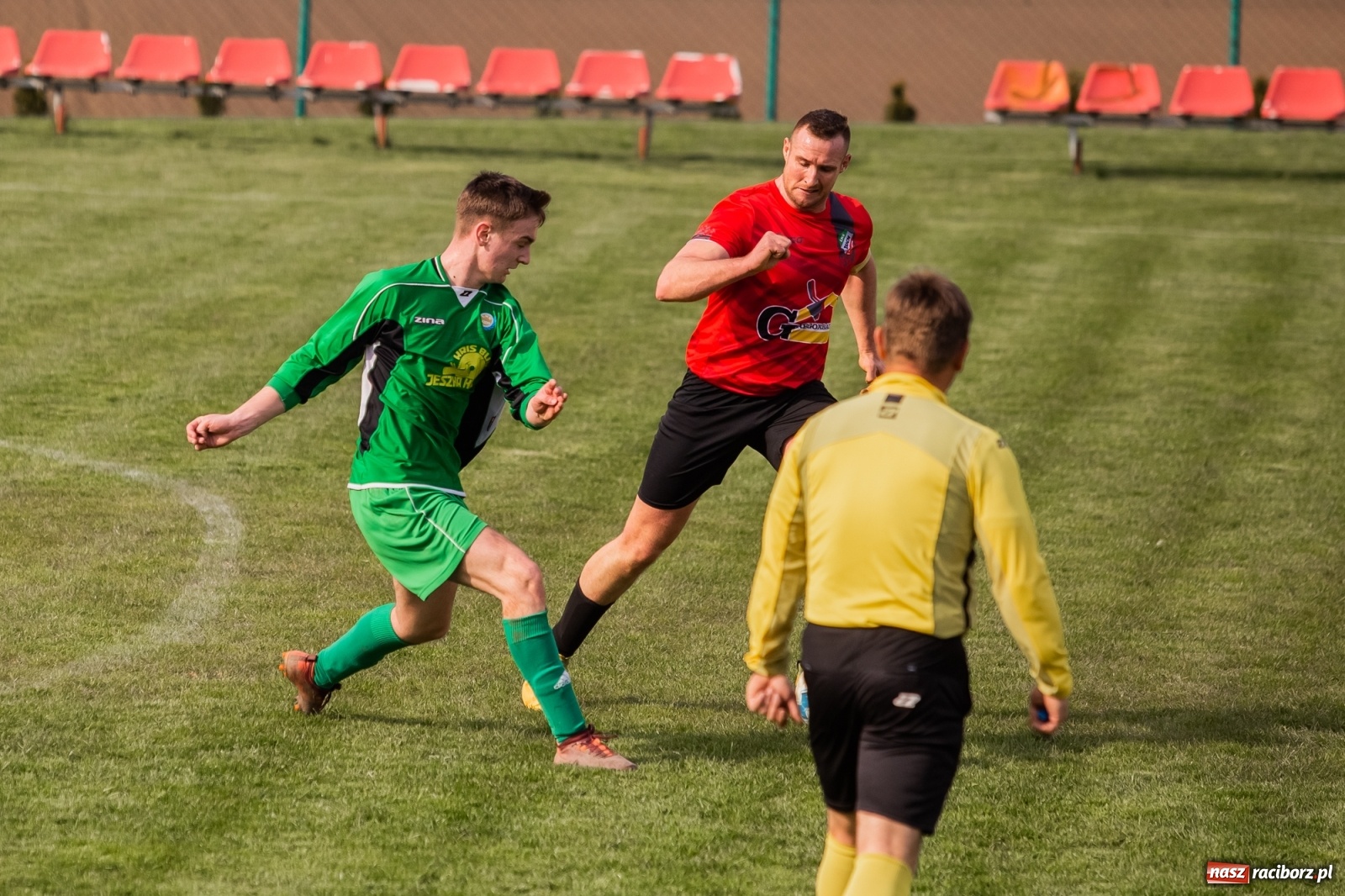 Zdjęcie w galerii na portalu naszraciborz.pl: C klasa. Ruch lepszy na starcie rundy wiosennej [FOTO] wiadomości z regionu