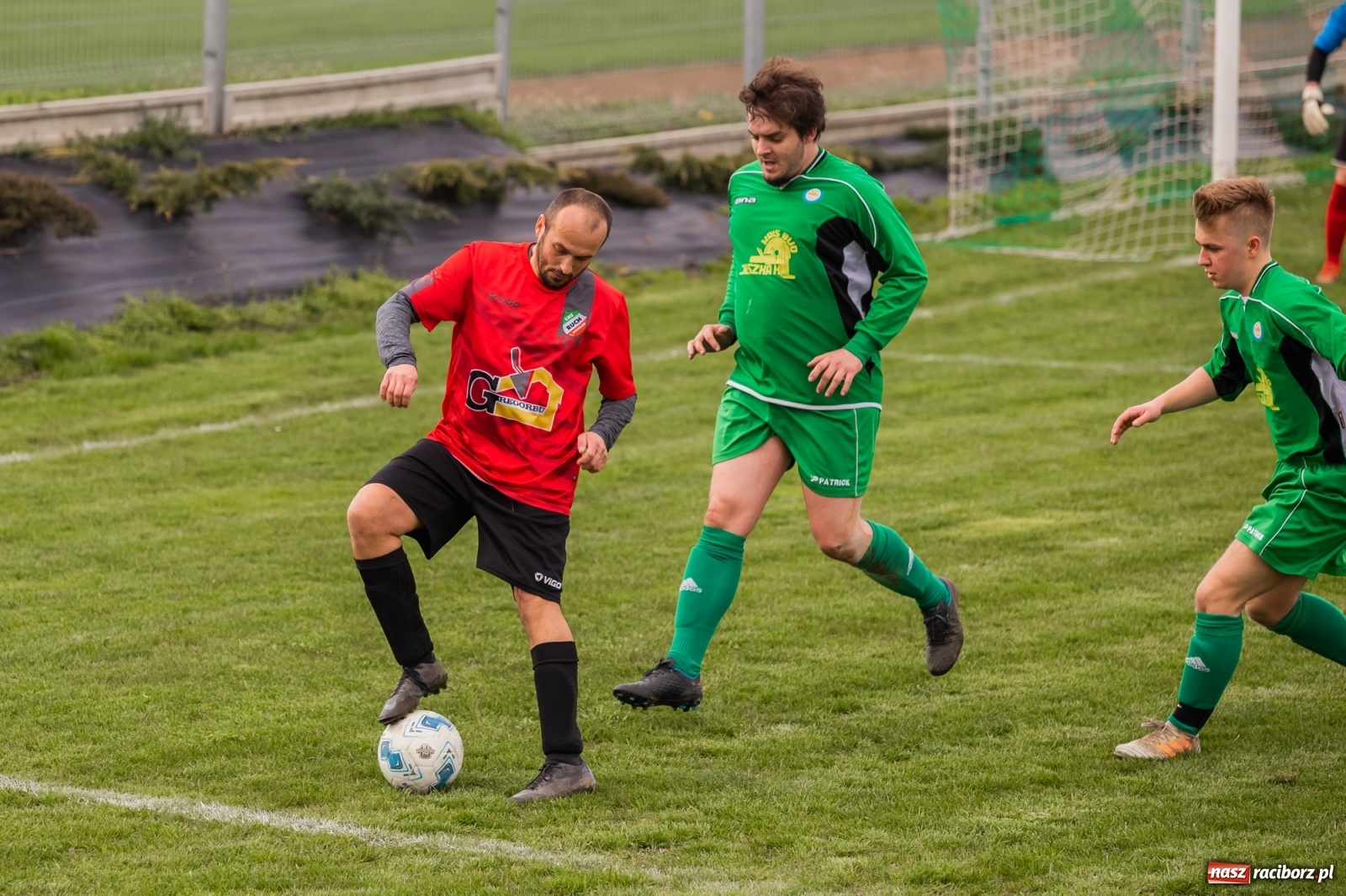 Zdjęcie w galerii na portalu naszraciborz.pl: C klasa. Ruch lepszy na starcie rundy wiosennej [FOTO] wiadomości z regionu