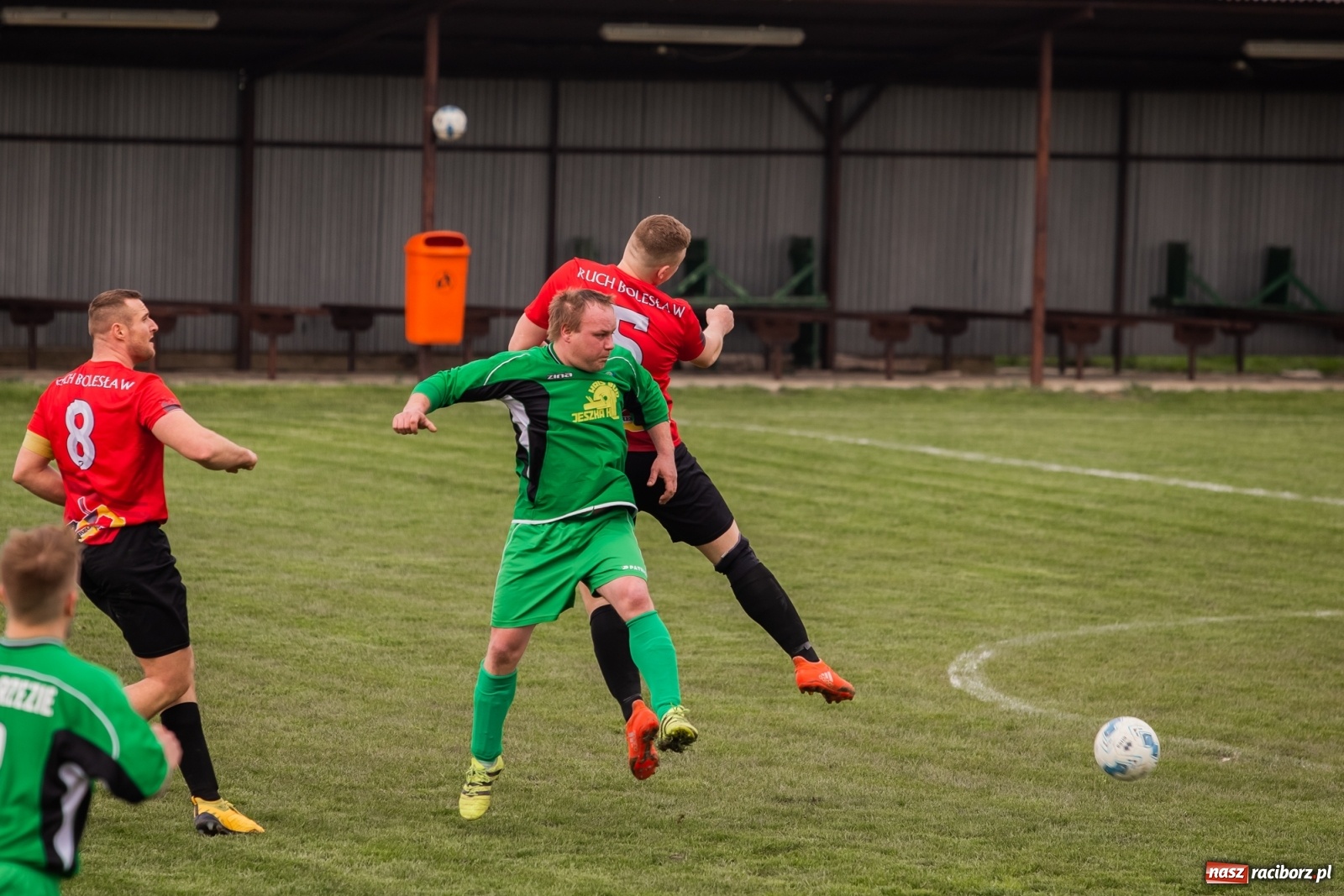 Zdjęcie w galerii na portalu naszraciborz.pl: C klasa. Ruch lepszy na starcie rundy wiosennej [FOTO] wiadomości z regionu