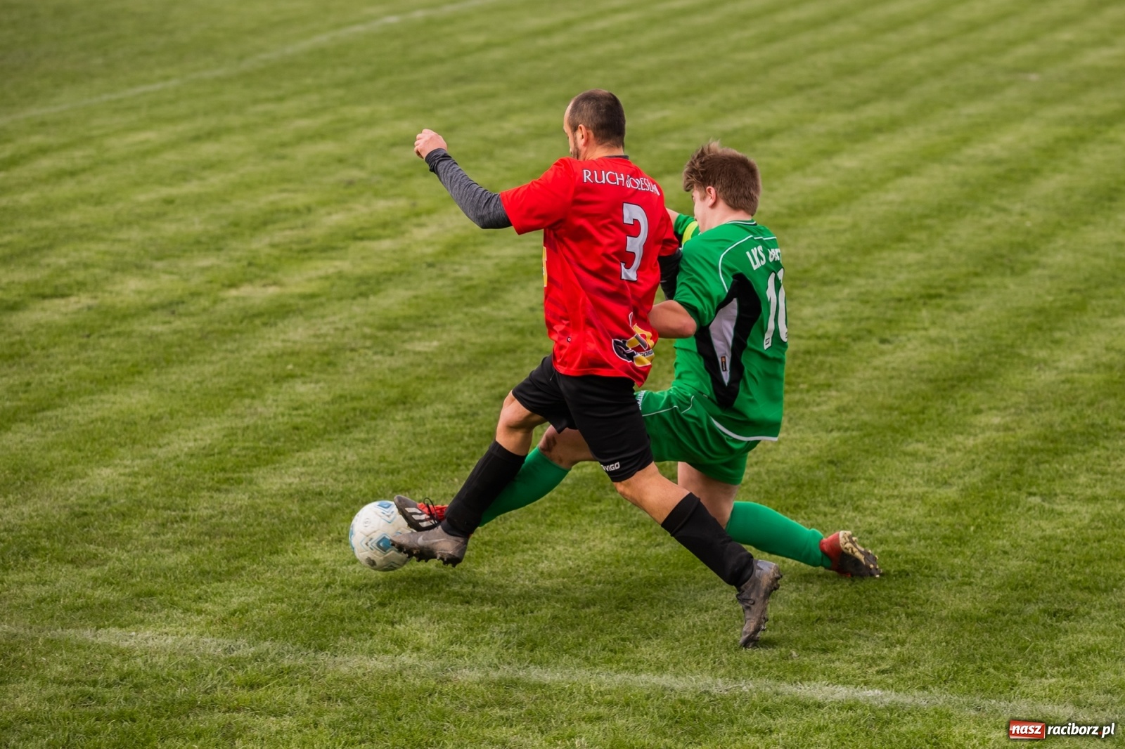 Zdjęcie w galerii na portalu naszraciborz.pl: C klasa. Ruch lepszy na starcie rundy wiosennej [FOTO] wiadomości z regionu