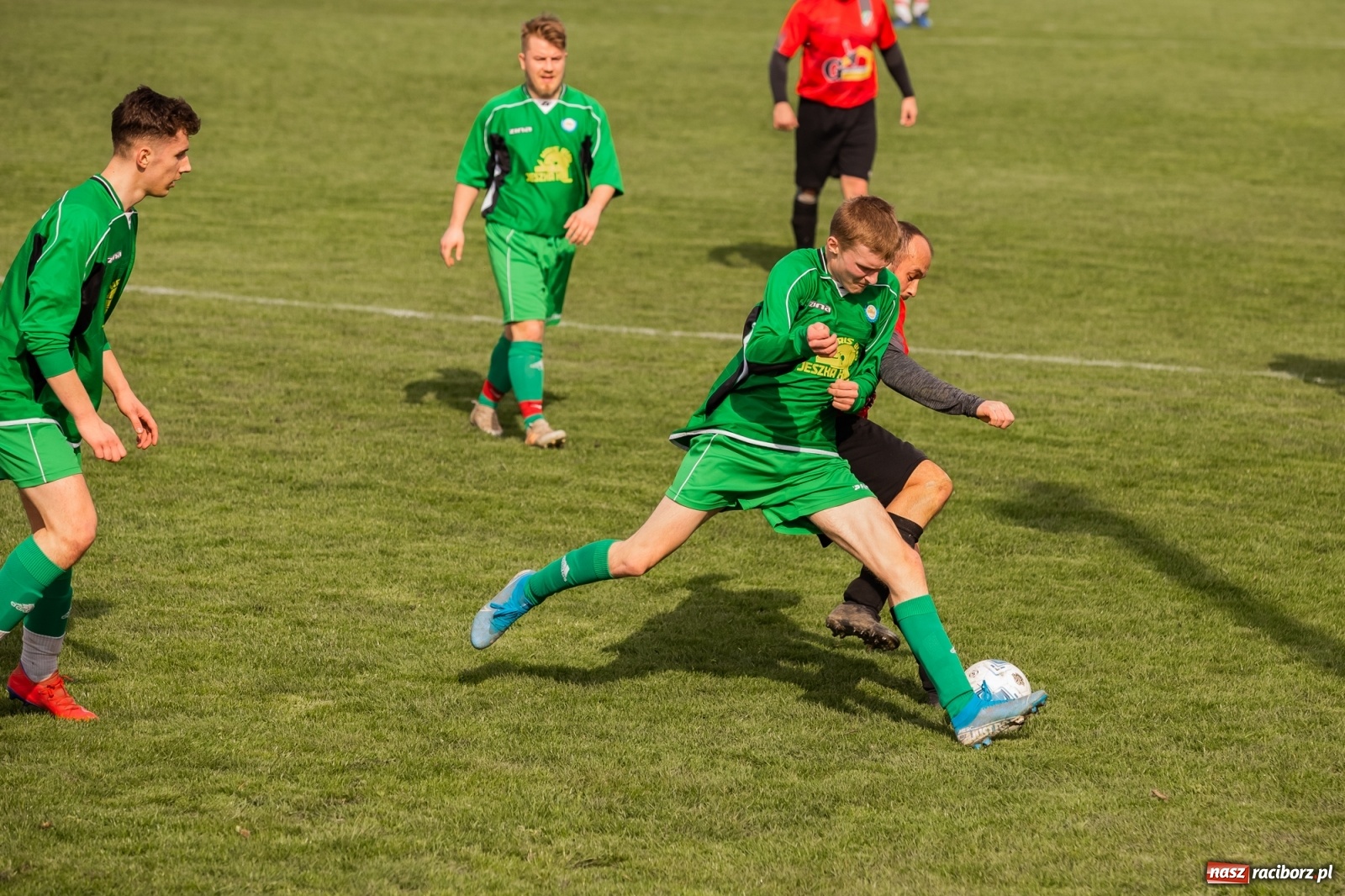 Zdjęcie w galerii na portalu naszraciborz.pl: C klasa. Ruch lepszy na starcie rundy wiosennej [FOTO] wiadomości z regionu