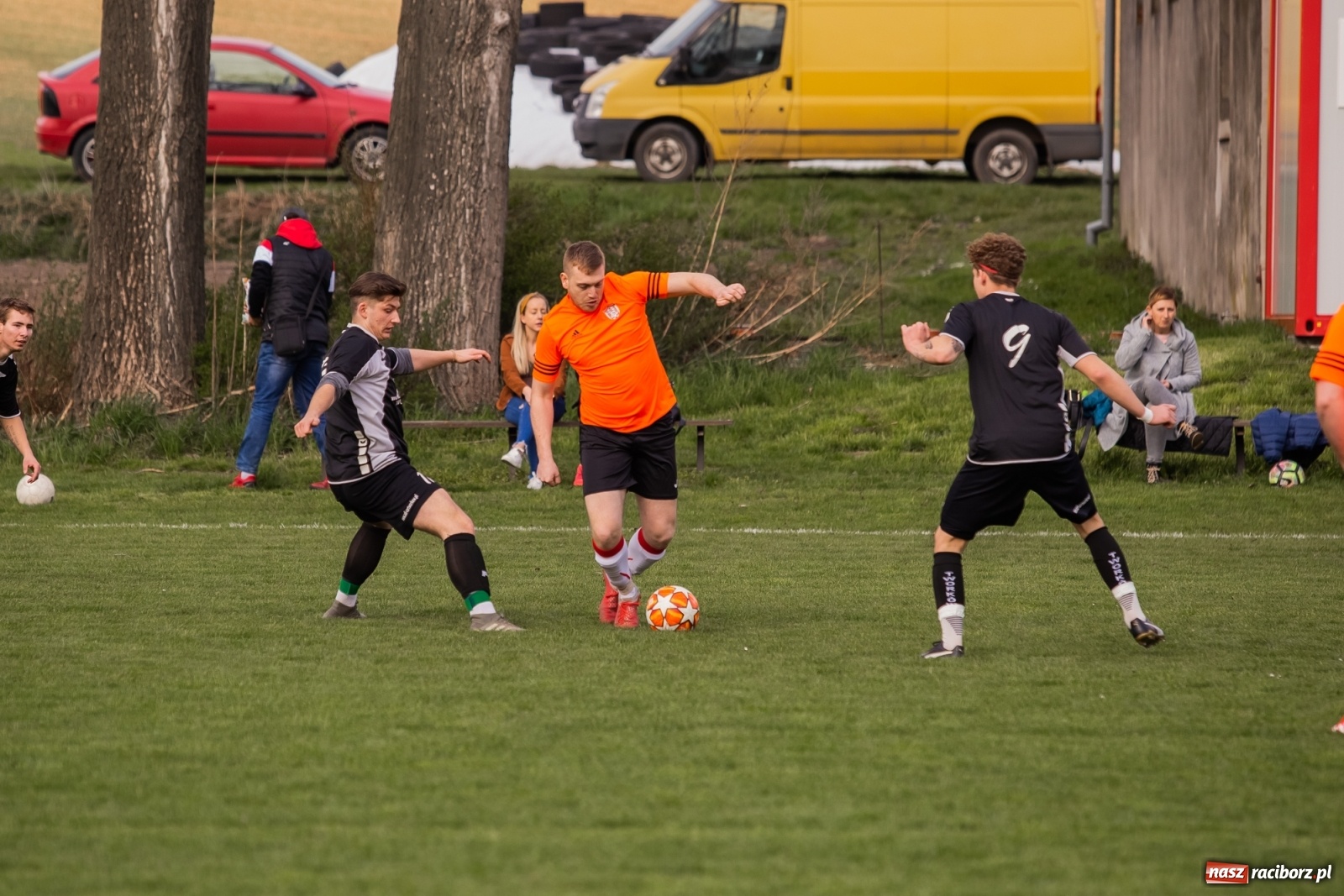 Zdjęcie w galerii na portalu naszraciborz.pl: Cztery gole w trzynaście minut. Artur Leśniak prawie jak Robert Lewandowski [FOTO] wiadomości z regionu