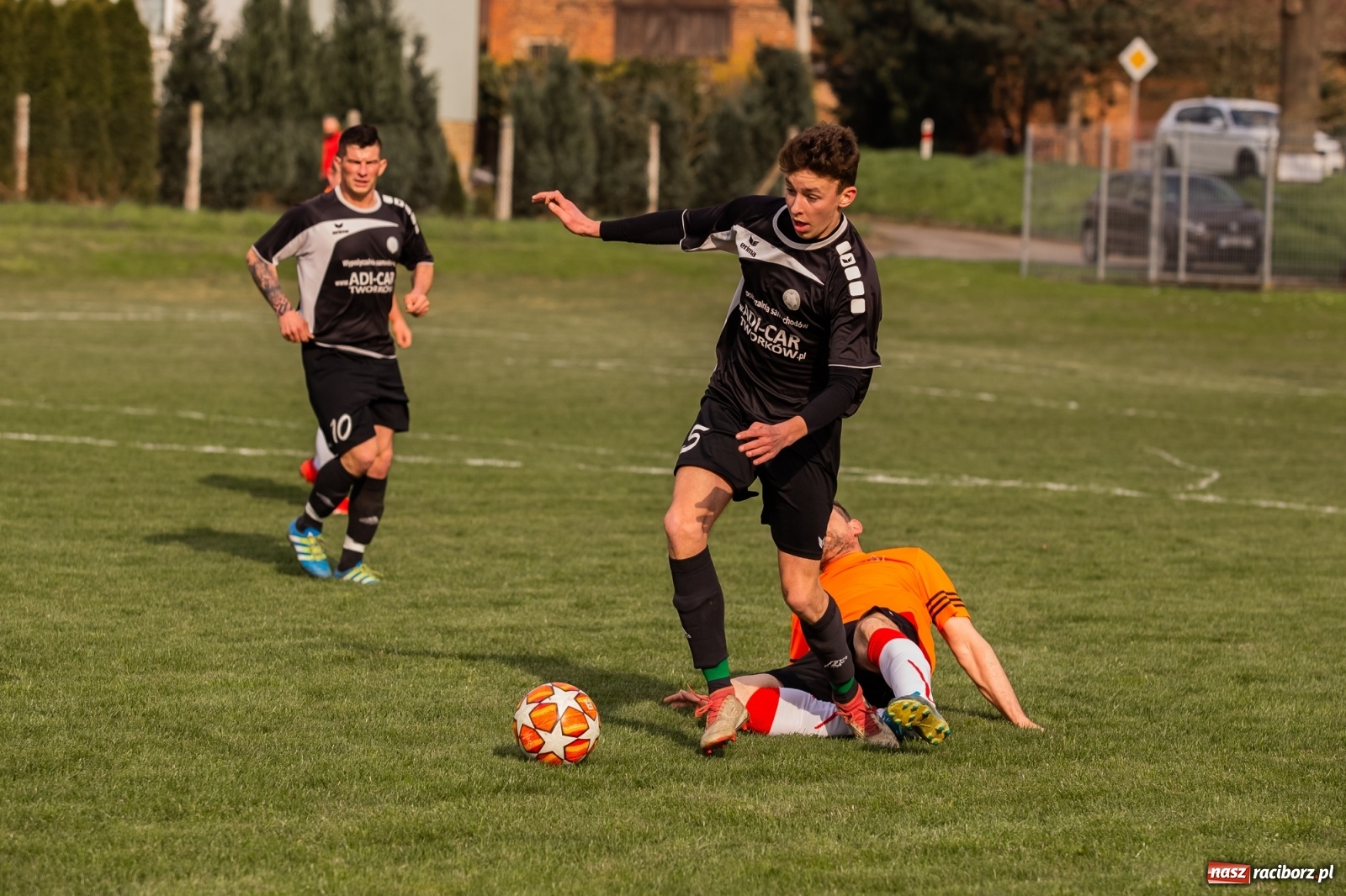 Zdjęcie w galerii na portalu naszraciborz.pl: Cztery gole w trzynaście minut. Artur Leśniak prawie jak Robert Lewandowski [FOTO] wiadomości z regionu