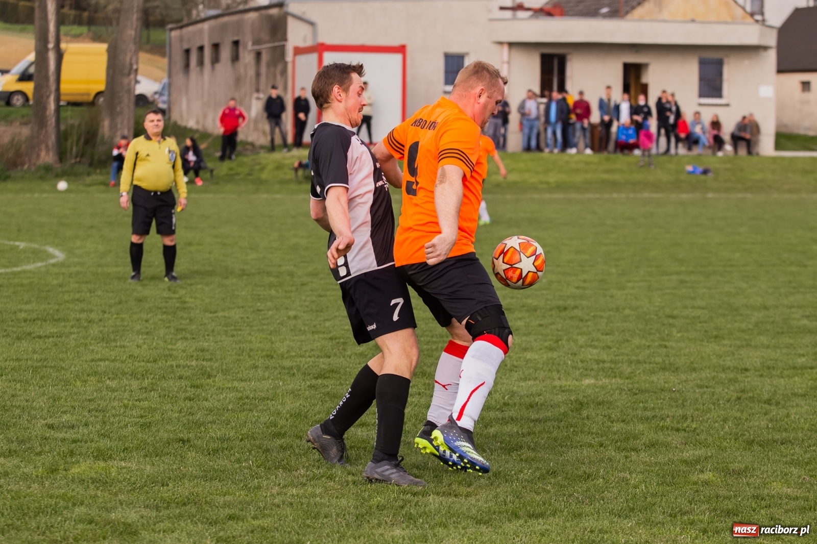 Zdjęcie w galerii na portalu naszraciborz.pl: Cztery gole w trzynaście minut. Artur Leśniak prawie jak Robert Lewandowski [FOTO] wiadomości z regionu