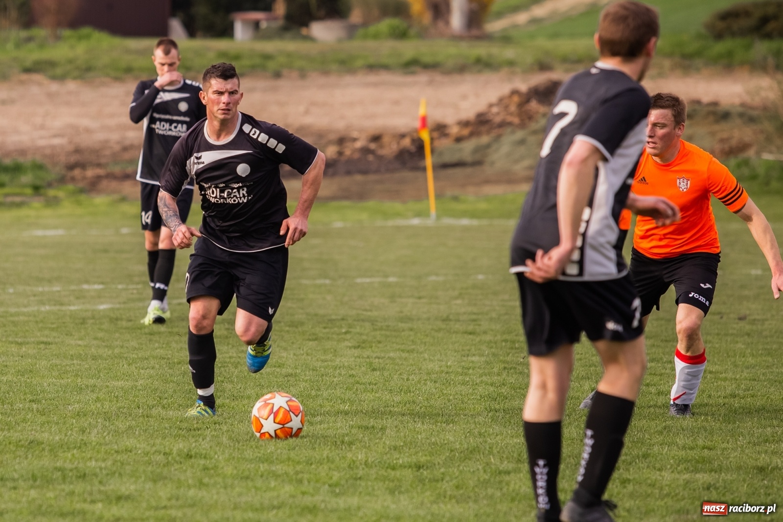 Zdjęcie w galerii na portalu naszraciborz.pl: Cztery gole w trzynaście minut. Artur Leśniak prawie jak Robert Lewandowski [FOTO] wiadomości z regionu