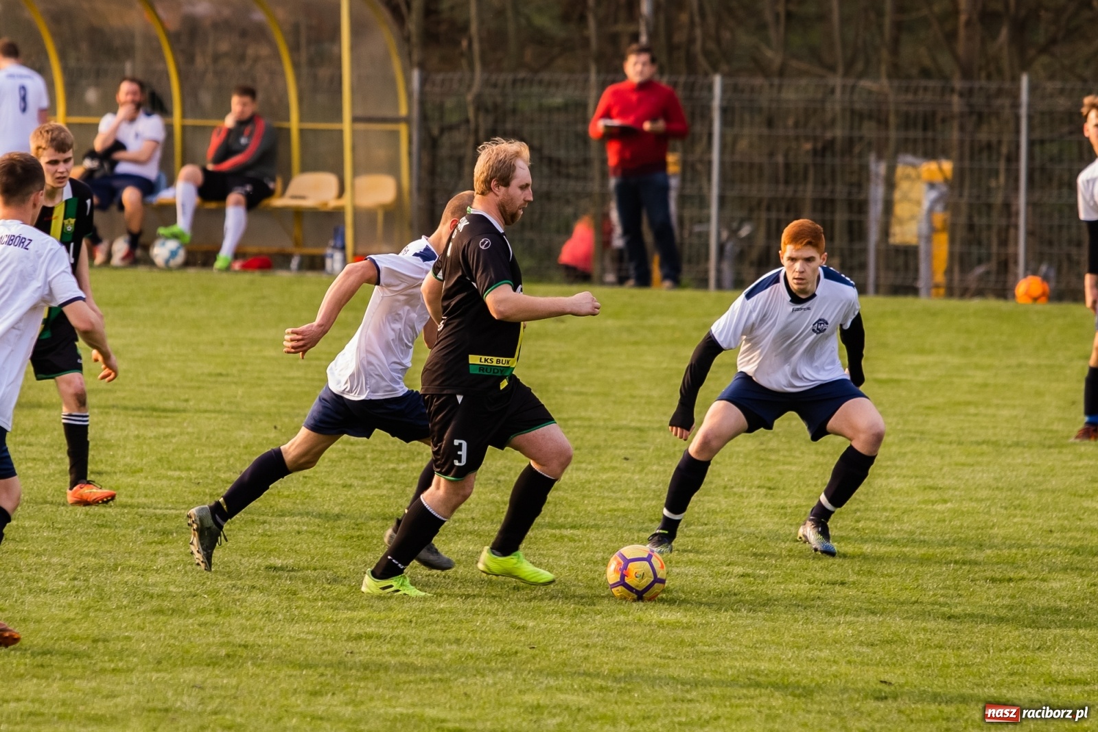 Zdjęcie w galerii na portalu naszraciborz.pl: Cztery do zera - Ocice żegnają outsidera [FOTO] wiadomości z regionu