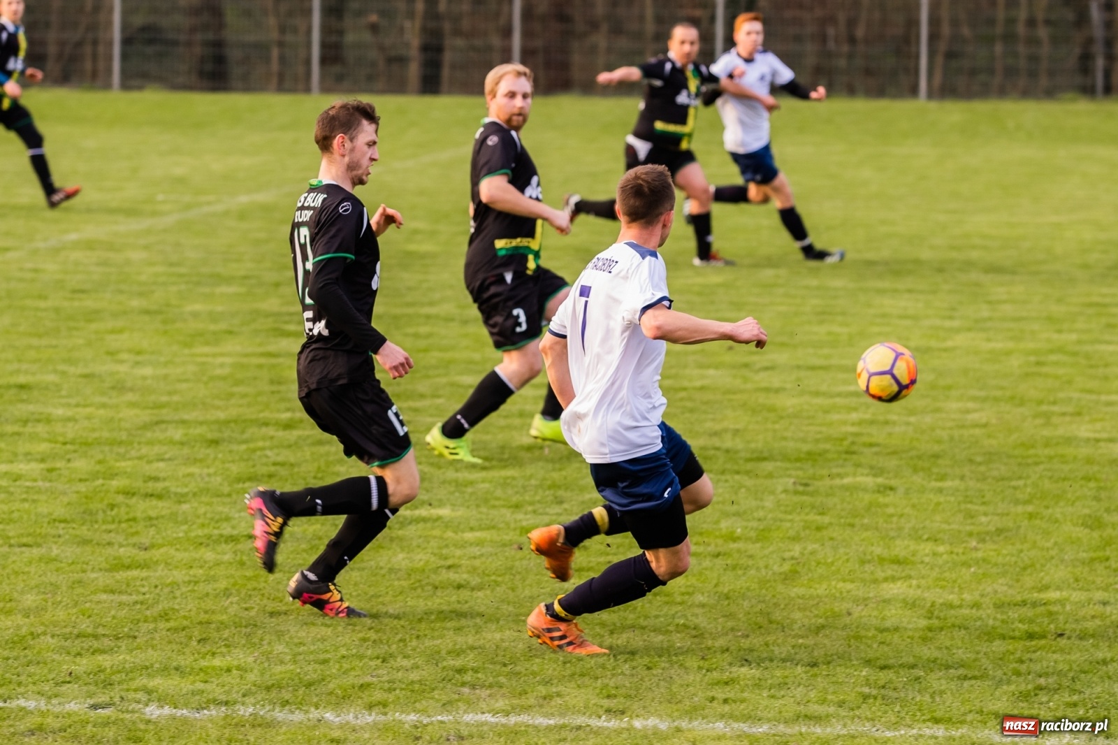 Zdjęcie w galerii na portalu naszraciborz.pl: Cztery do zera - Ocice żegnają outsidera [FOTO] wiadomości z regionu