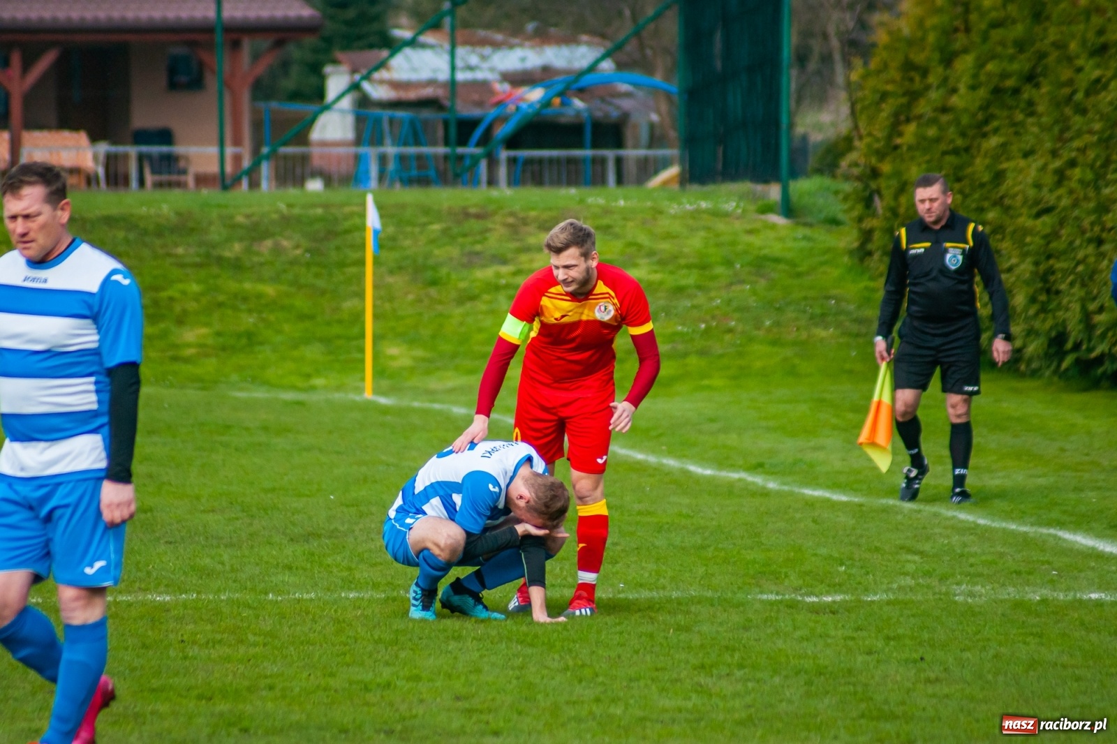 Zdjęcie w galerii na portalu naszraciborz.pl: Kiks bramkarza ustawił spotkanie. Pierwszy komplet punktów Chałupek [FOTO] wiadomości z regionu