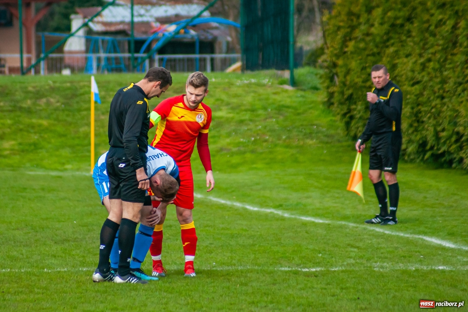 Zdjęcie w galerii na portalu naszraciborz.pl: Kiks bramkarza ustawił spotkanie. Pierwszy komplet punktów Chałupek [FOTO] wiadomości z regionu