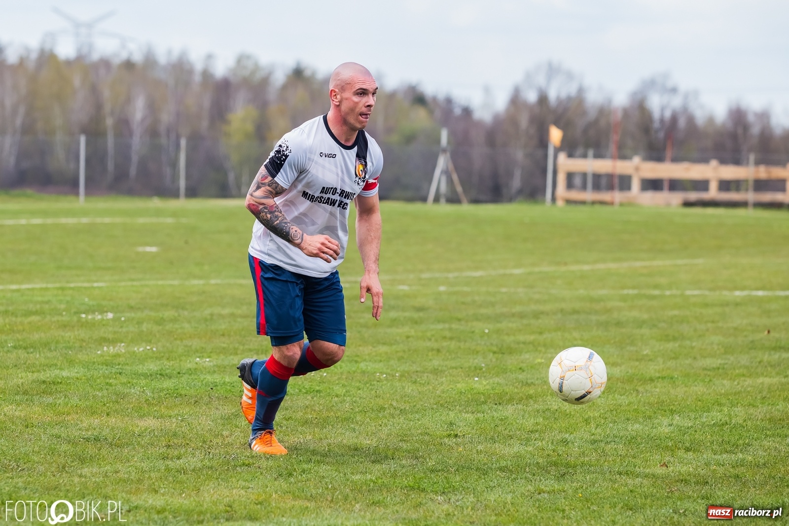 Zdjęcie w galerii na portalu naszraciborz.pl: Kobylski Płomień pochłonął rudzki Buk [FOTO] wiadomości z regionu
