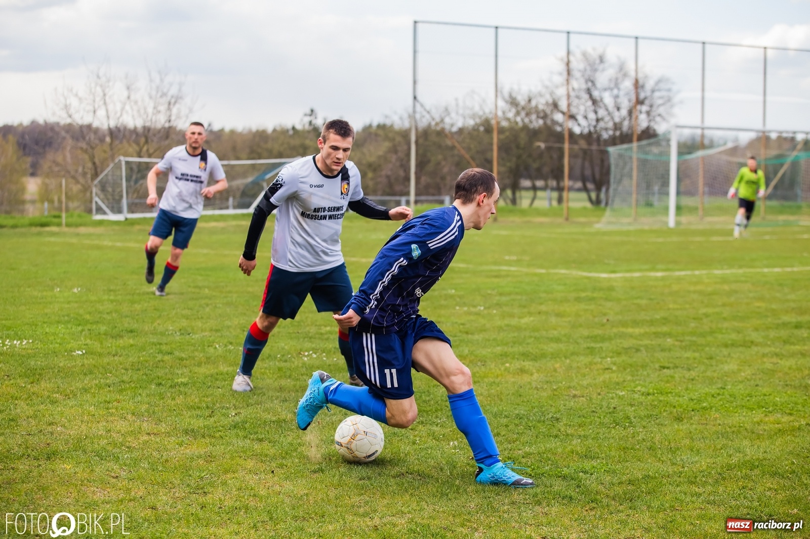 Zdjęcie w galerii na portalu naszraciborz.pl: Kobylski Płomień pochłonął rudzki Buk [FOTO] wiadomości z regionu