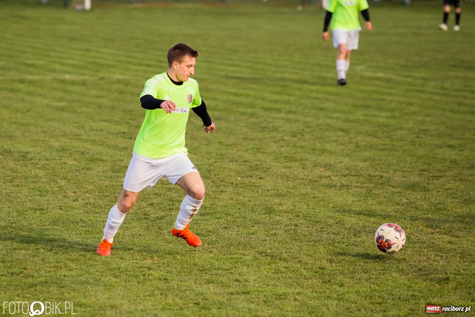 Zdjęcie w galerii na portalu naszraciborz.pl: Wicelider górą w Kornowacu [FOTO] wiadomości z regionu
