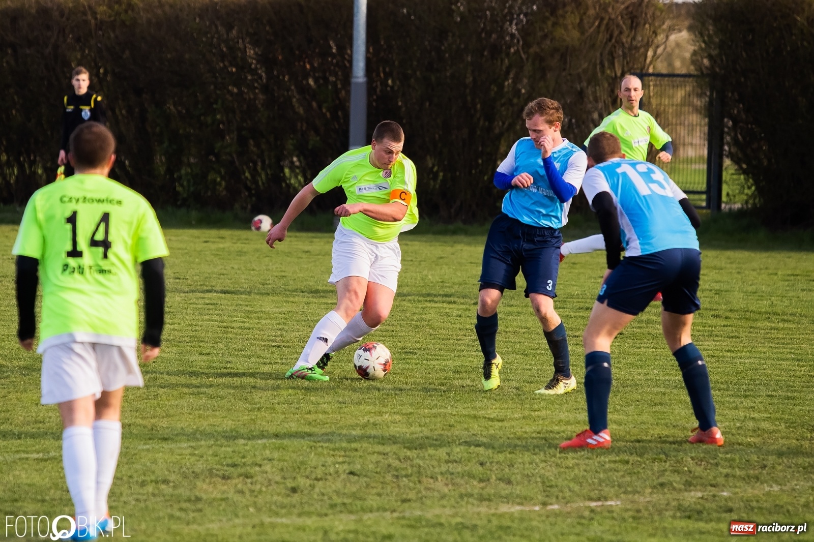 Zdjęcie w galerii na portalu naszraciborz.pl: Wicelider górą w Kornowacu [FOTO] wiadomości z regionu