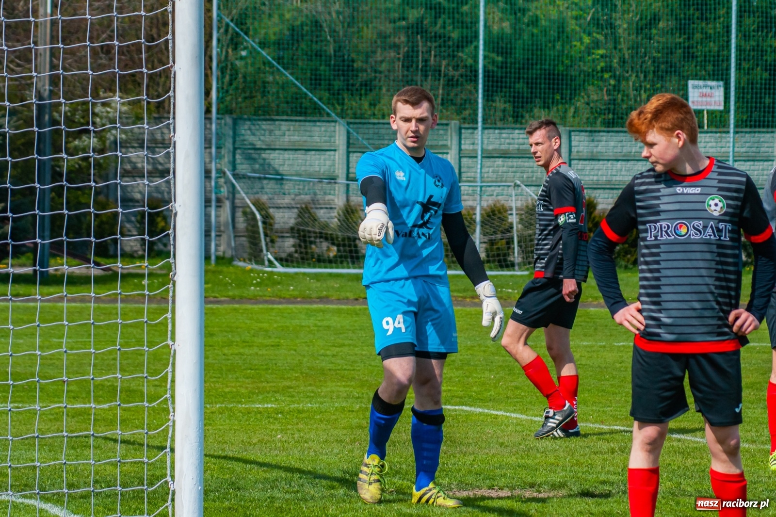 Zdjęcie w galerii na portalu naszraciborz.pl: Sytuacji co niemiara, tylko goli brak [FOTO]  wiadomości z regionu