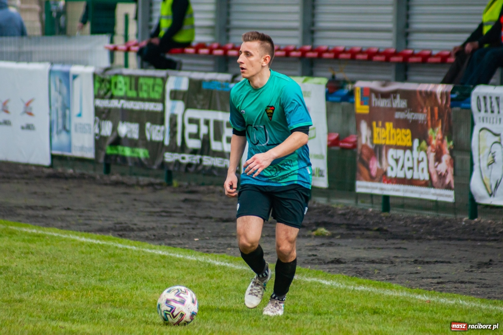 Zdjęcie w galerii na portalu naszraciborz.pl: Sytuacji co niemiara, tylko goli brak [FOTO]  wiadomości z regionu