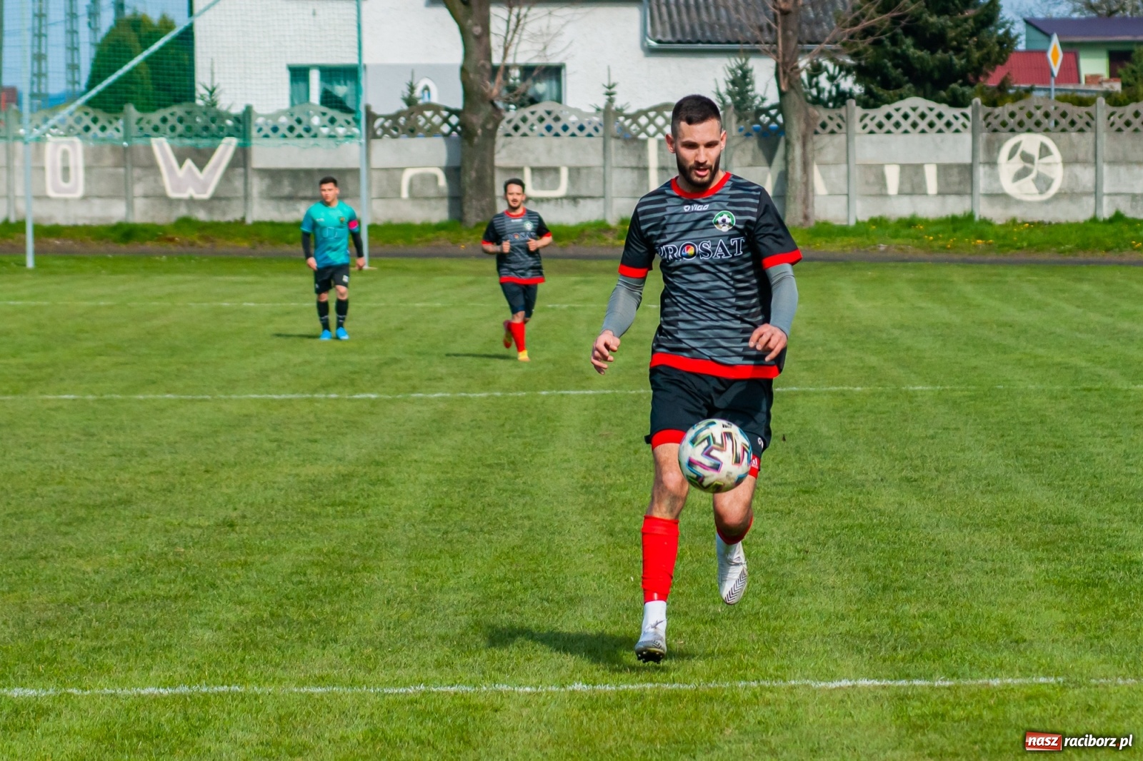 Zdjęcie w galerii na portalu naszraciborz.pl: Sytuacji co niemiara, tylko goli brak [FOTO]  wiadomości z regionu