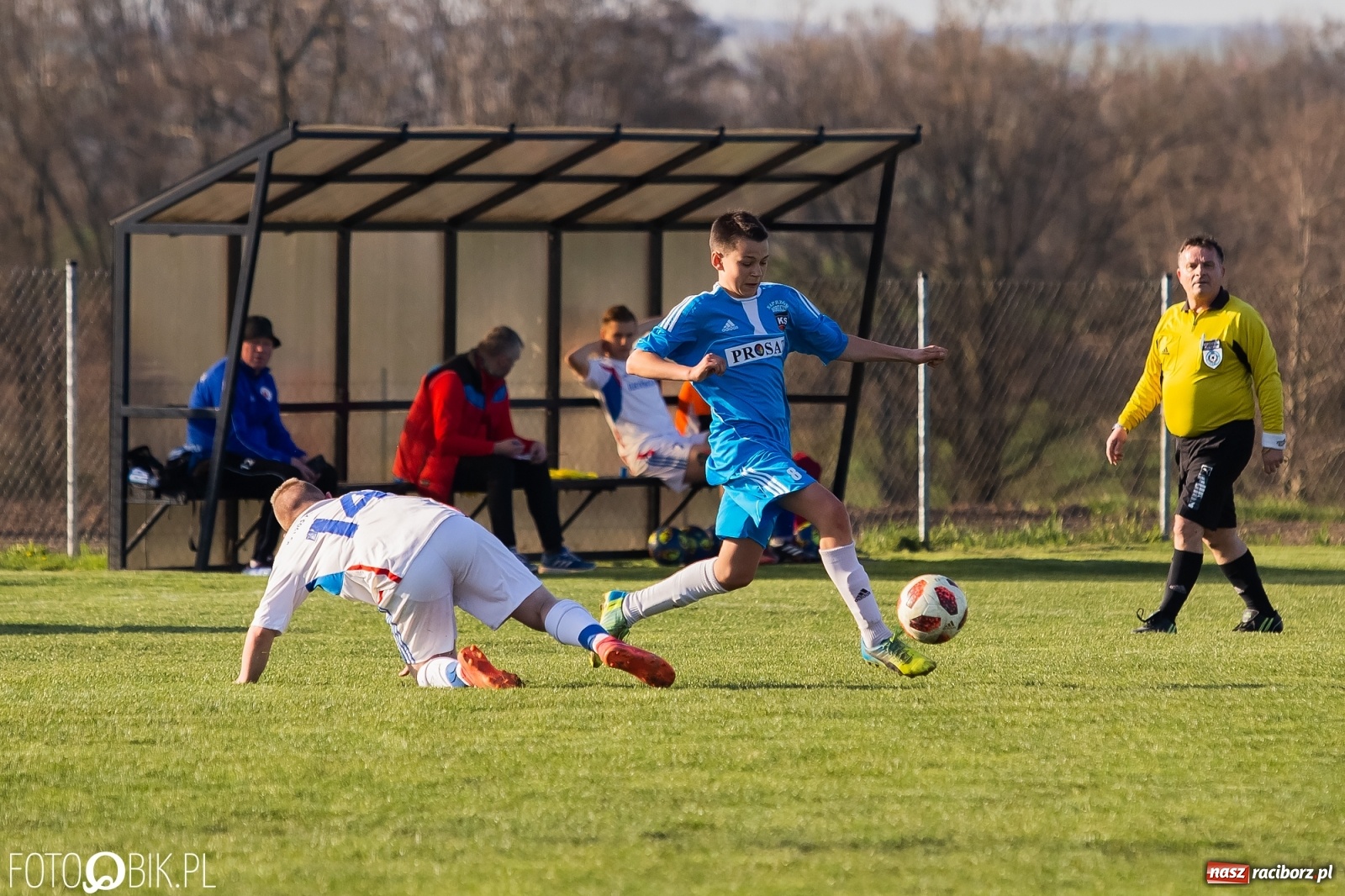 Zdjęcie w galerii na portalu naszraciborz.pl: Juniorskie debry gminy dla Krzanowic [FOTO] wiadomości z regionu