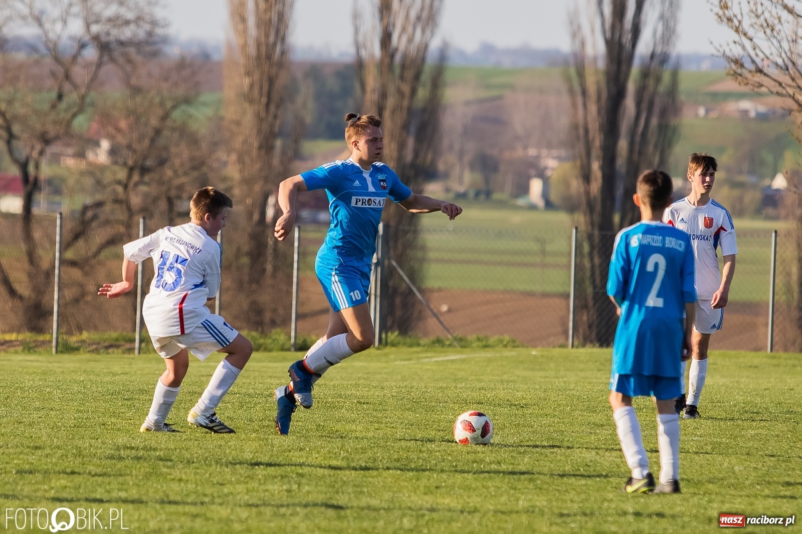 Zdjęcie w galerii na portalu naszraciborz.pl: Juniorskie debry gminy dla Krzanowic [FOTO] wiadomości z regionu