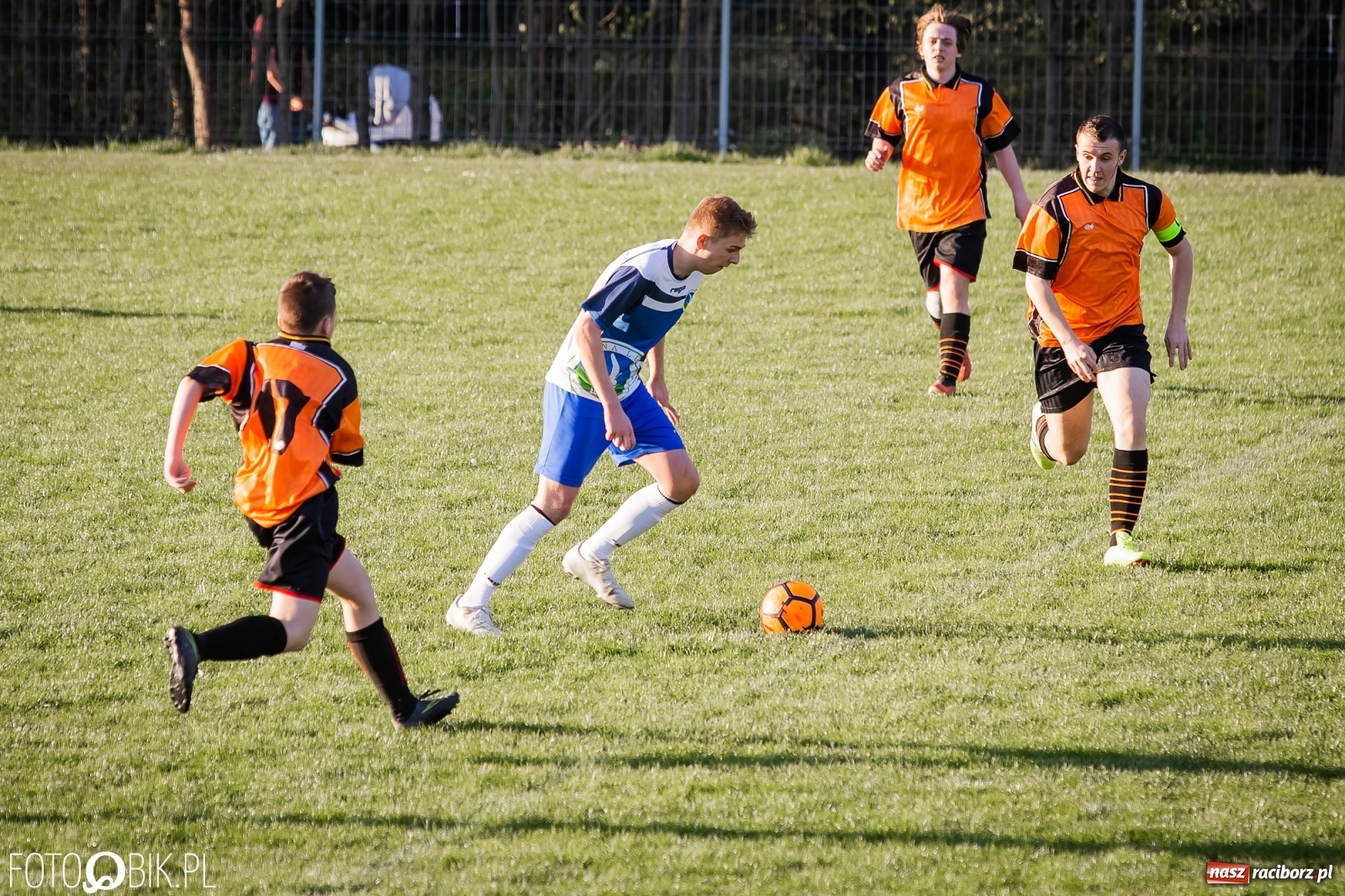 Zdjęcie w galerii na portalu naszraciborz.pl: MKS Gmina Lubomia bezlitosny dla juniorów Ocic [FOTO] wiadomości z regionu