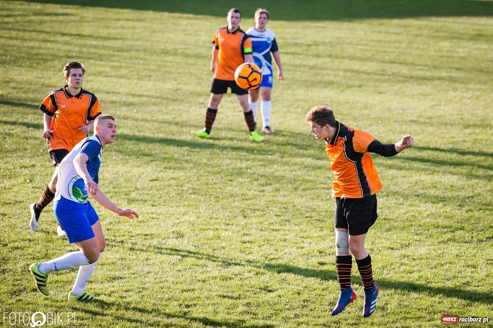Zdjęcie w galerii na portalu naszraciborz.pl: MKS Gmina Lubomia bezlitosny dla juniorów Ocic [FOTO] wiadomości z regionu