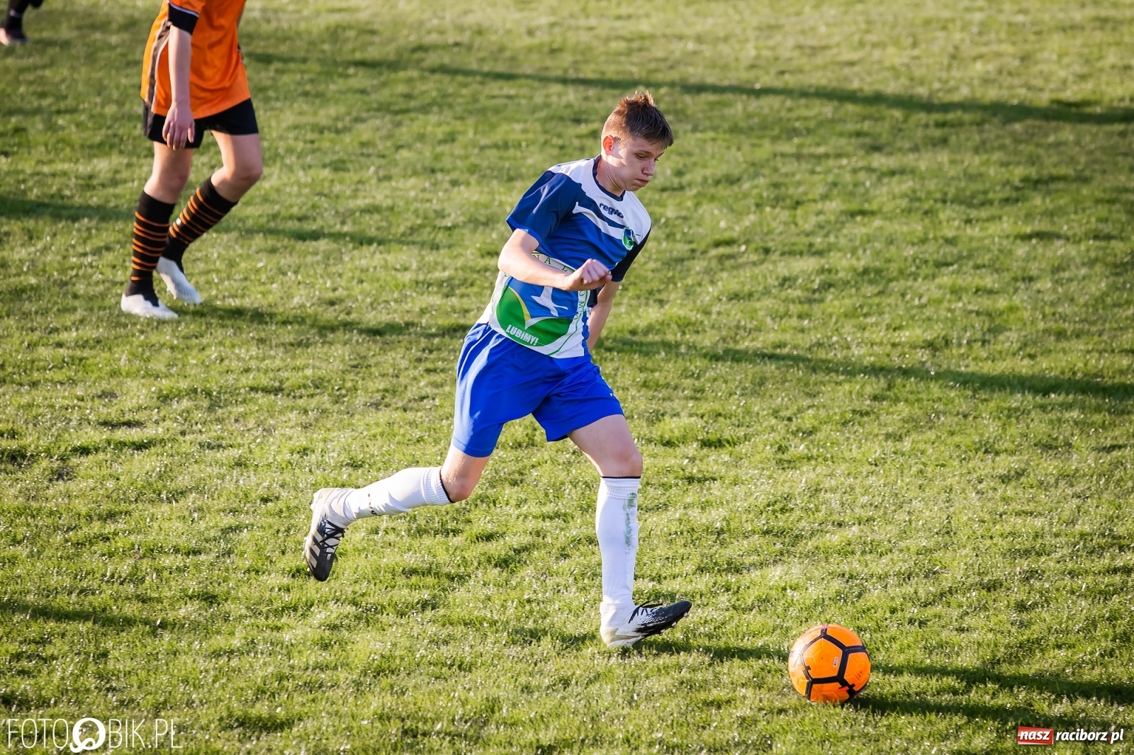 Zdjęcie w galerii na portalu naszraciborz.pl: MKS Gmina Lubomia bezlitosny dla juniorów Ocic [FOTO] wiadomości z regionu