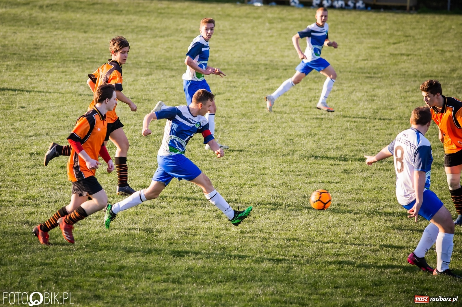 Zdjęcie w galerii na portalu naszraciborz.pl: MKS Gmina Lubomia bezlitosny dla juniorów Ocic [FOTO] wiadomości z regionu