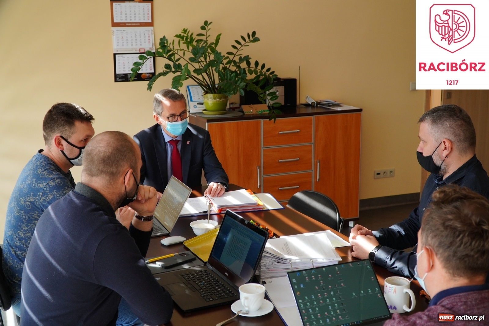 Zdjęcie w galerii na portalu naszraciborz.pl: W H2Ostróg ruszyło napuszczanie wody. Wskazano datę otwarcia aquaparku wiadomości z regionu