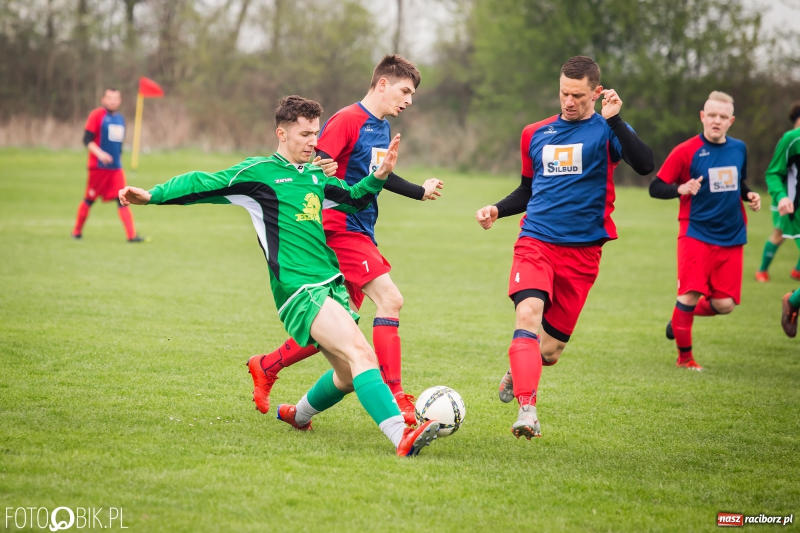 Zdjęcie w galerii na portalu naszraciborz.pl: Wyrównany bój w Wojnowicach. Rezerwy Brzezia górą [FOTO] wiadomości z regionu