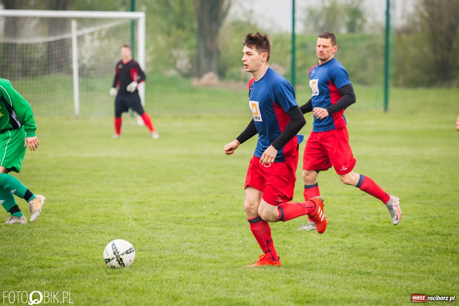 Zdjęcie w galerii na portalu naszraciborz.pl: Wyrównany bój w Wojnowicach. Rezerwy Brzezia górą [FOTO] wiadomości z regionu