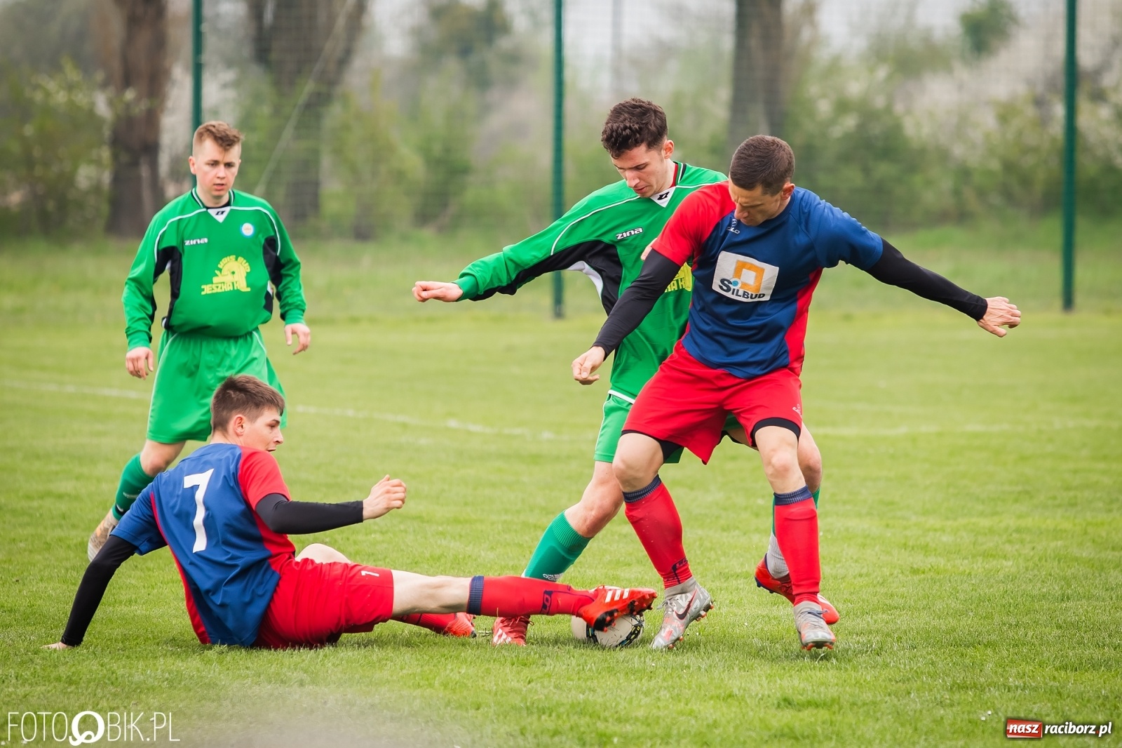 Zdjęcie w galerii na portalu naszraciborz.pl: Wyrównany bój w Wojnowicach. Rezerwy Brzezia górą [FOTO] wiadomości z regionu