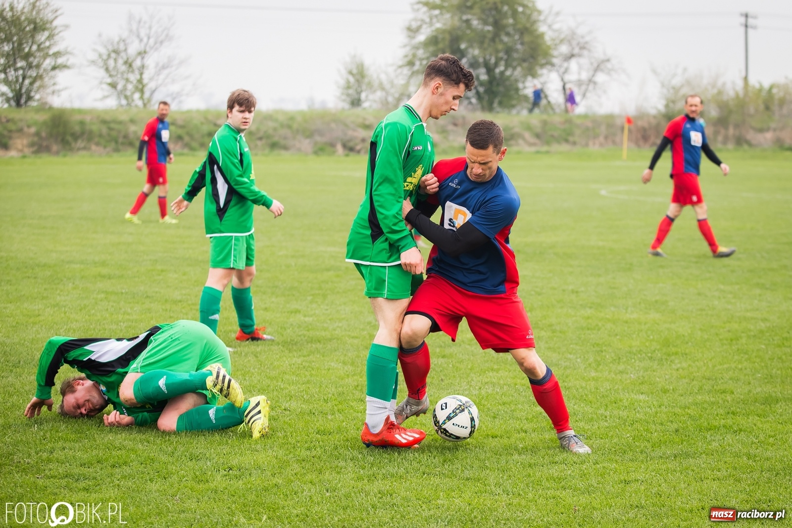 Zdjęcie w galerii na portalu naszraciborz.pl: Wyrównany bój w Wojnowicach. Rezerwy Brzezia górą [FOTO] wiadomości z regionu