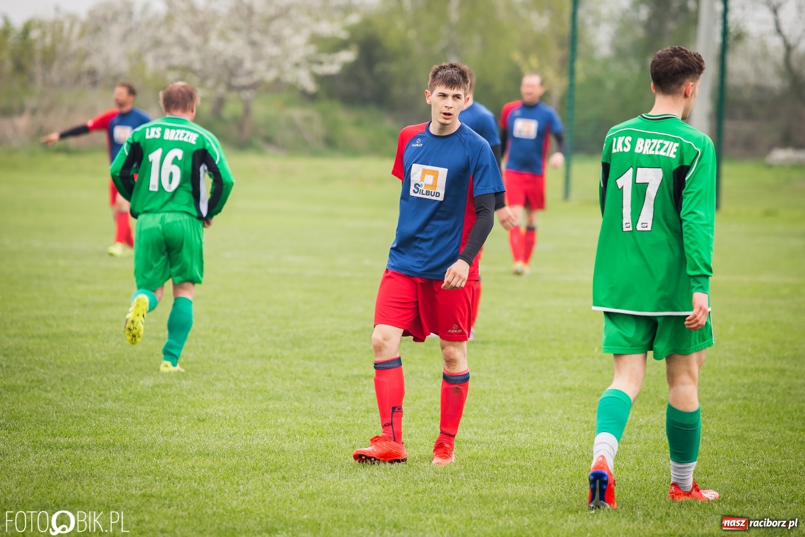 Zdjęcie w galerii na portalu naszraciborz.pl: Wyrównany bój w Wojnowicach. Rezerwy Brzezia górą [FOTO] wiadomości z regionu