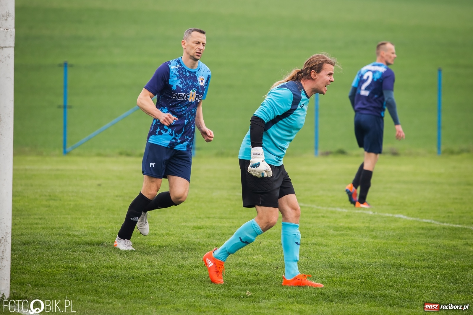 Zdjęcie w galerii na portalu naszraciborz.pl: B klasa. Podział punktów w meczu na szczycie [FOTO] wiadomości z regionu
