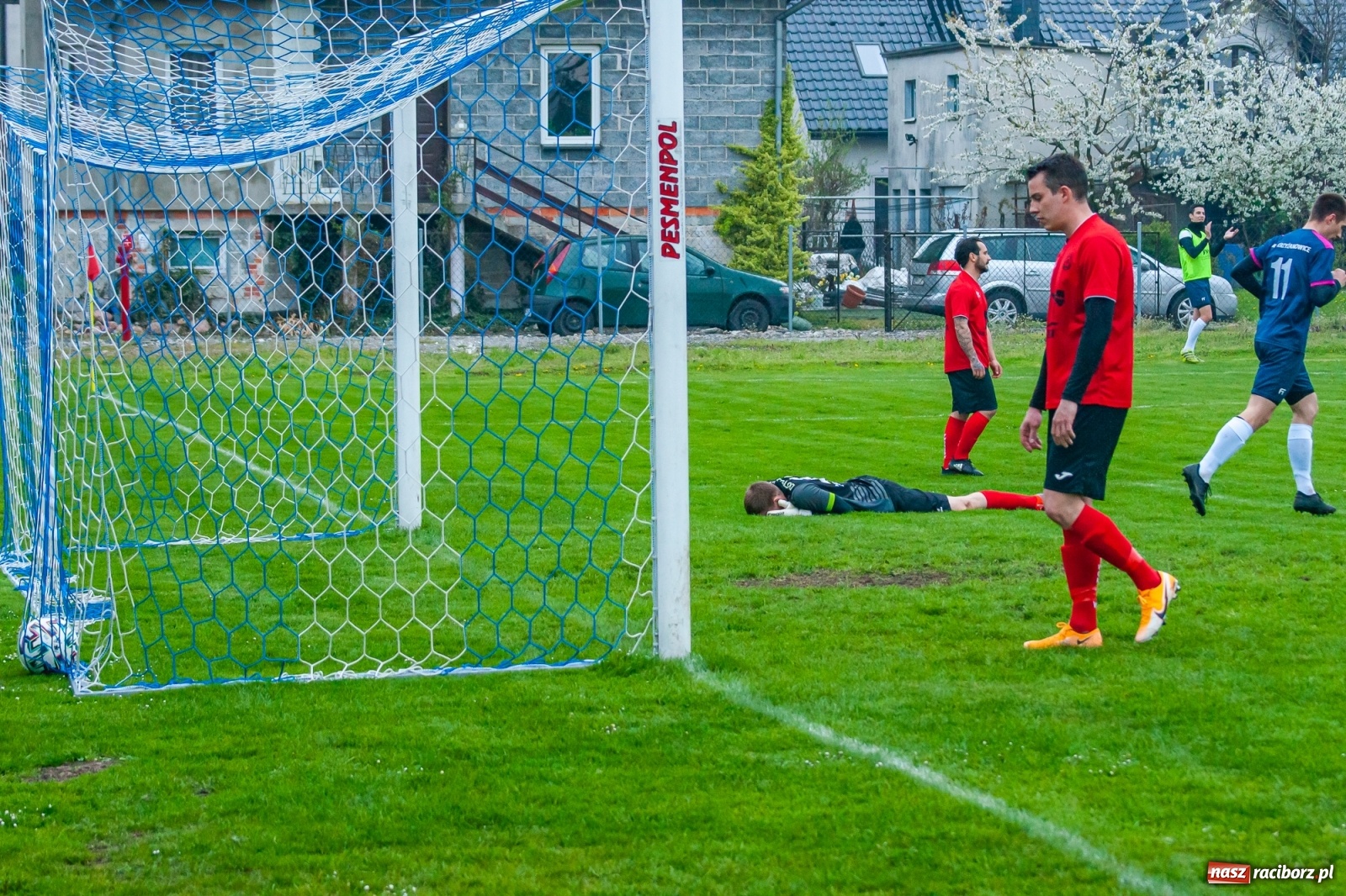 Zdjęcie w galerii na portalu naszraciborz.pl: Tworków pokonany, fotel lidera zachowany [FOTO] wiadomości z regionu