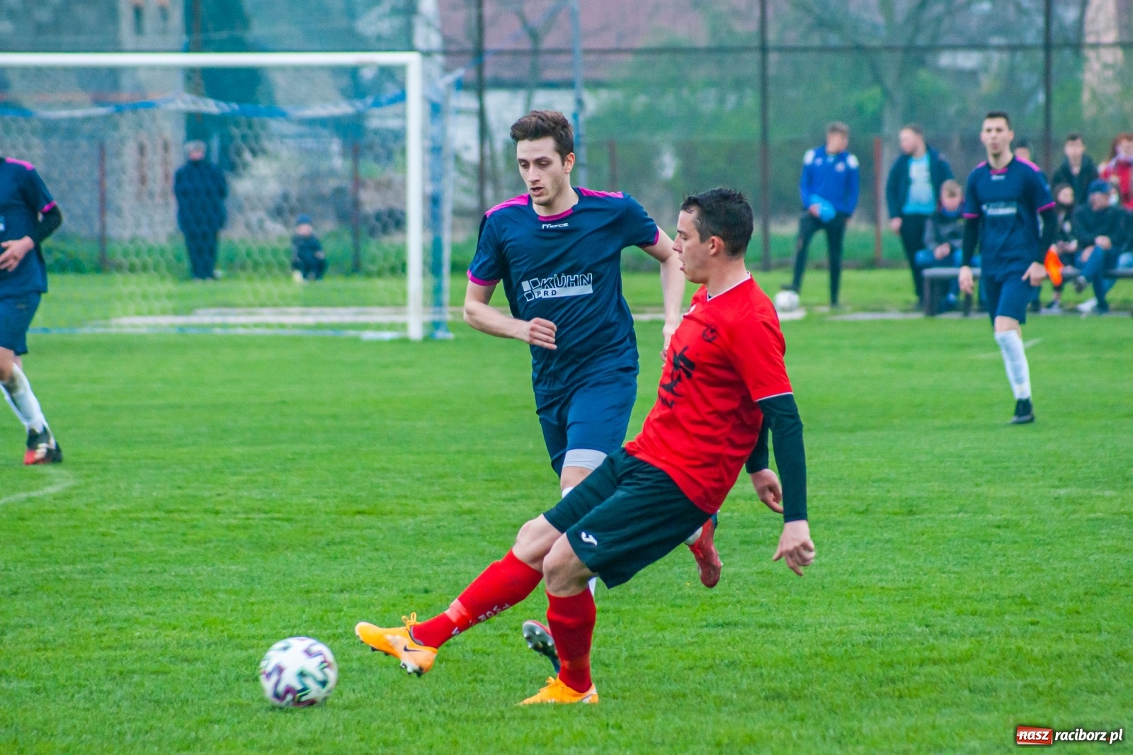 Zdjęcie w galerii na portalu naszraciborz.pl: Tworków pokonany, fotel lidera zachowany [FOTO] wiadomości z regionu