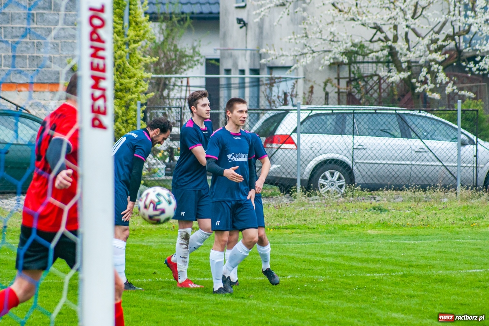 Zdjęcie w galerii na portalu naszraciborz.pl: Tworków pokonany, fotel lidera zachowany [FOTO] wiadomości z regionu