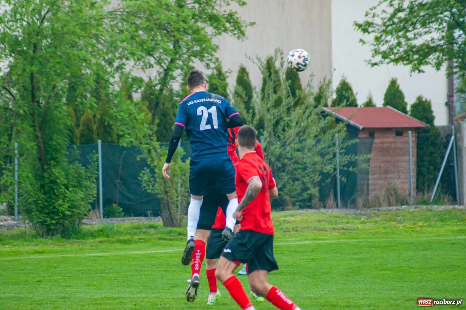 Zdjęcie w galerii na portalu naszraciborz.pl: Tworków pokonany, fotel lidera zachowany [FOTO] wiadomości z regionu
