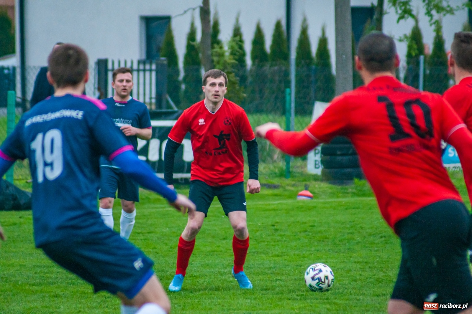 Zdjęcie w galerii na portalu naszraciborz.pl: Tworków pokonany, fotel lidera zachowany [FOTO] wiadomości z regionu